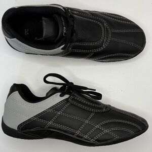 Century Lightfoot Martial Arts Shoes size 3.5 Big Kids